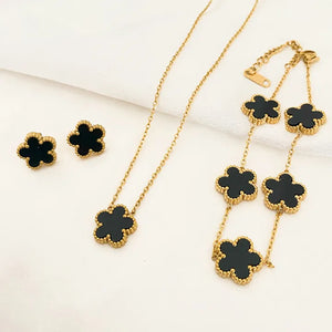 Elegant Black and Gold Vancleef Design Jewelry Set