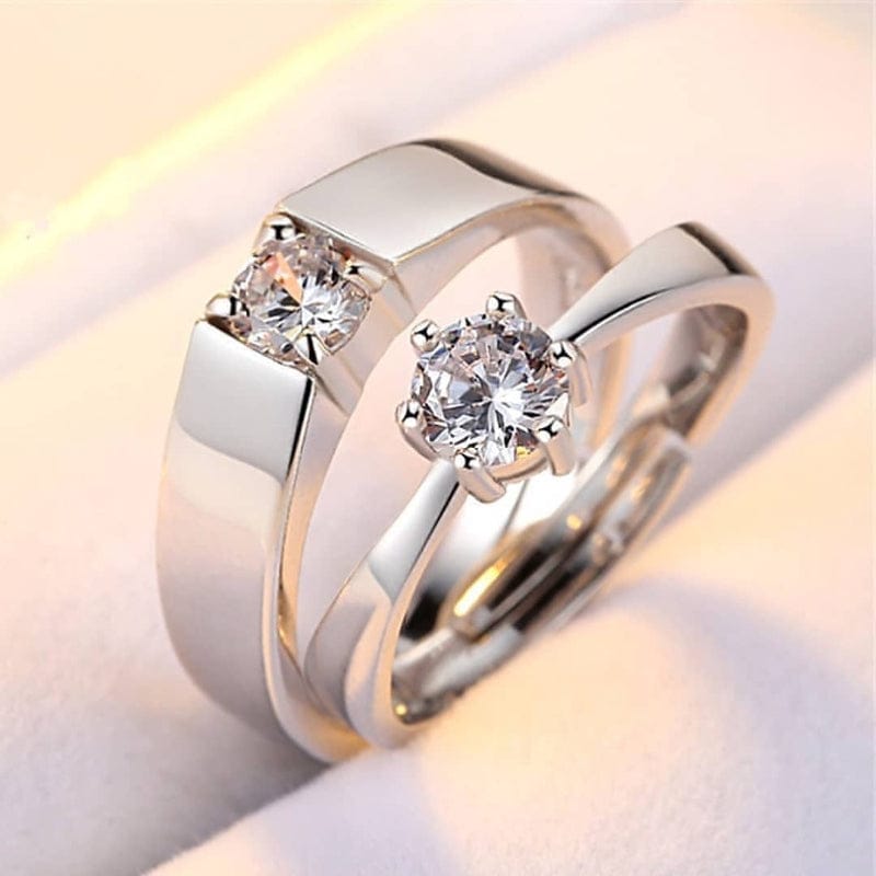 Premium Couple Rings – Elegant Silver Finish with Sparkling Stone